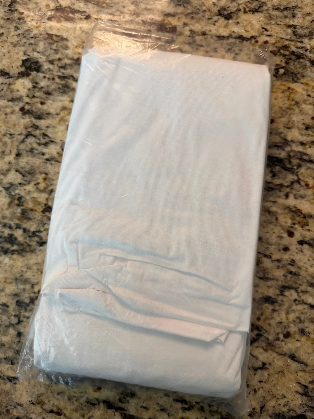 Jubilee Full Size Zippered Vinyl Mattress Cover Protector Waterproof Stainproof